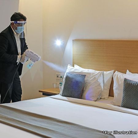 Oyo Townhouse 115 Patel Nagar Hotel New Delhi Luaran gambar
