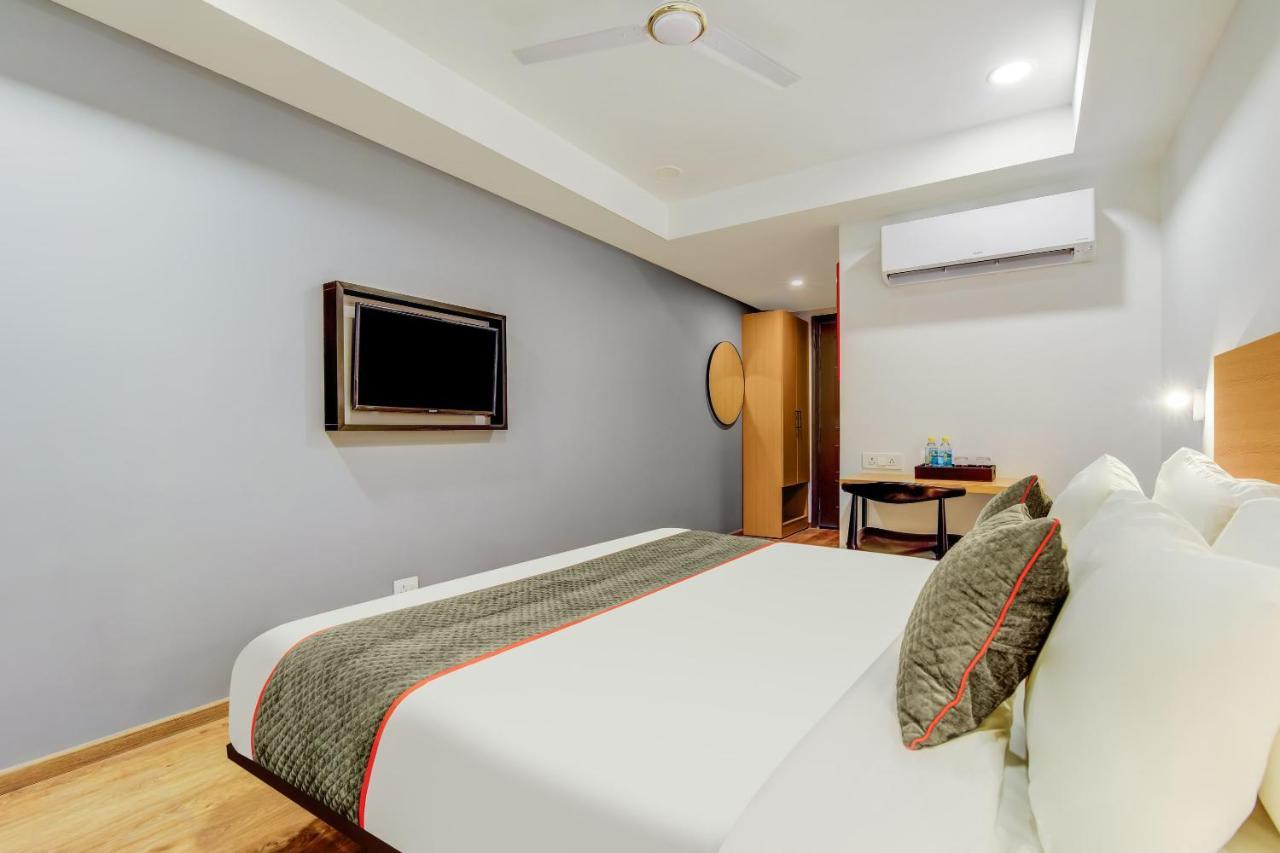 Oyo Townhouse 115 Patel Nagar Hotel New Delhi Luaran gambar