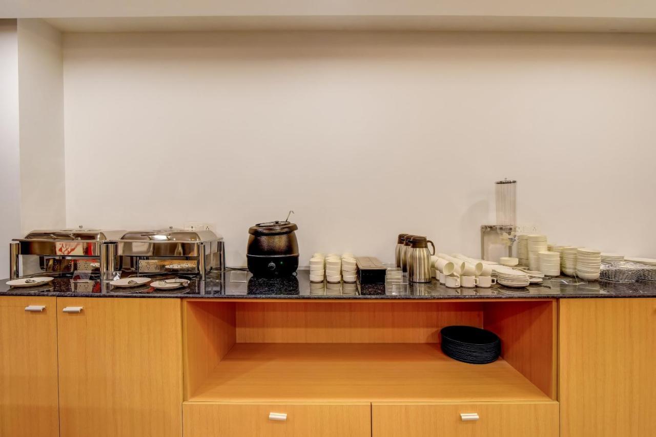 Oyo Townhouse 115 Patel Nagar Hotel New Delhi Luaran gambar