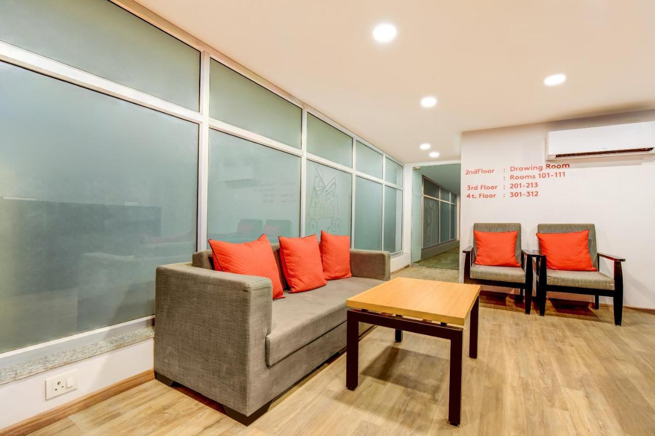Oyo Townhouse 115 Patel Nagar Hotel New Delhi Luaran gambar